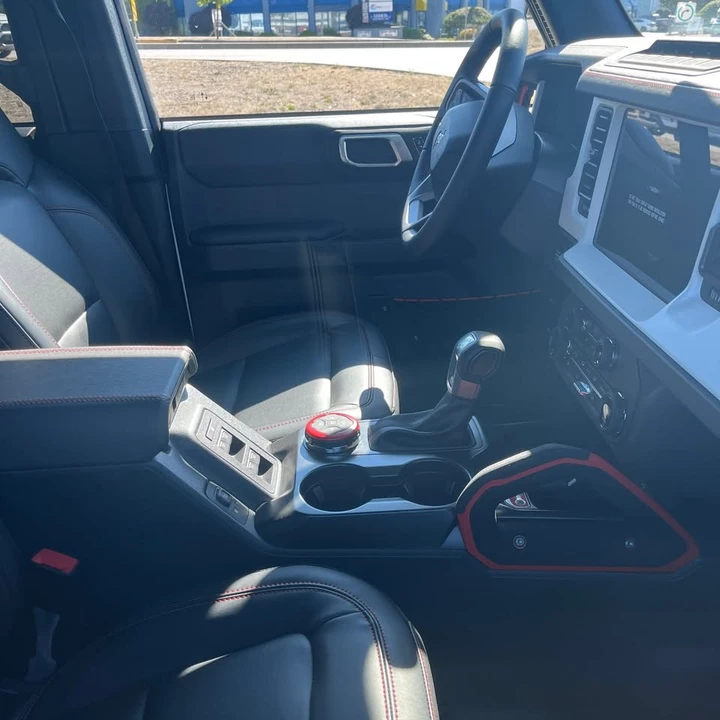 2026 Ford Bronco 6th Gen - Image 10 of 10