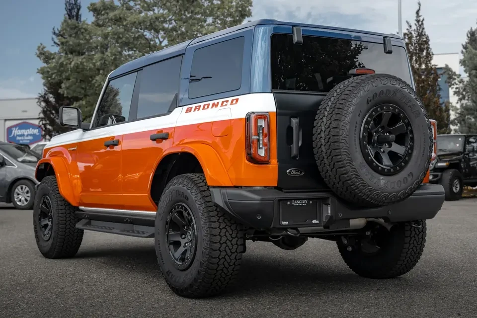 2026 Ford Bronco 6th Gen - Image 5 of 8