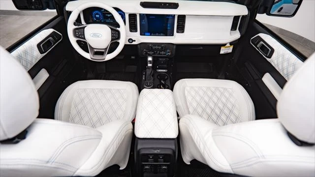 2026 Ford Bronco 6th Gen - Image 2 of 31
