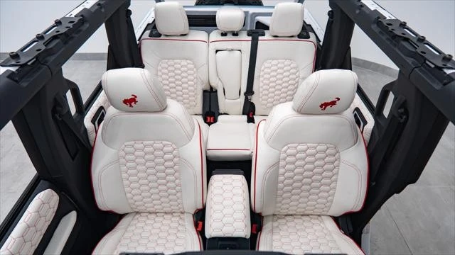 2026 Ford Bronco 6th Gen - Image 25 of 31