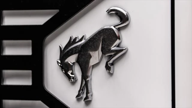 2026 Ford Bronco 6th Gen - Image 10 of 31