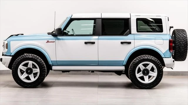 2026 Ford Bronco 6th Gen - Image 17 of 31
