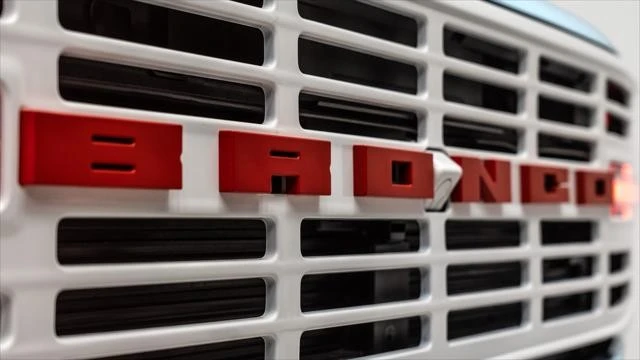 2026 Ford Bronco 6th Gen - Image 26 of 31