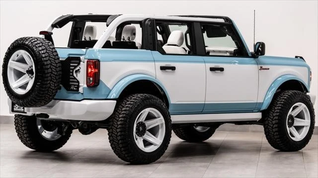 2026 Ford Bronco 6th Gen - Image 14 of 31