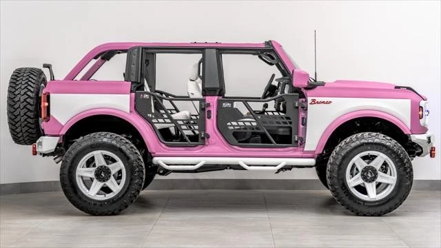 2026 Ford Bronco 6th Gen - Image 14 of 31