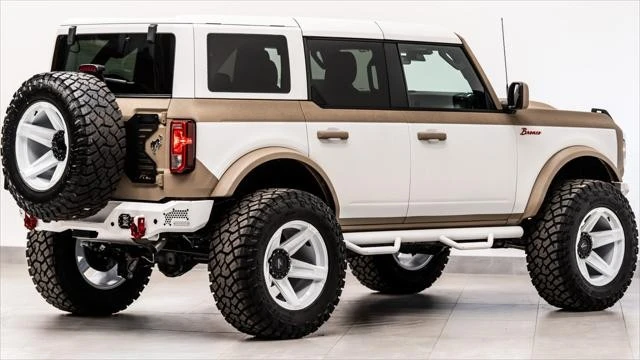 2026 Ford Bronco 6th Gen - Image 9 of 31