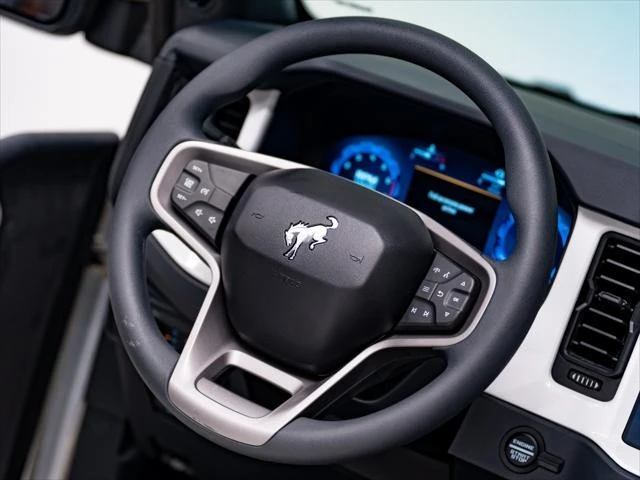 2026 Ford Bronco 6th Gen - Image 20 of 31