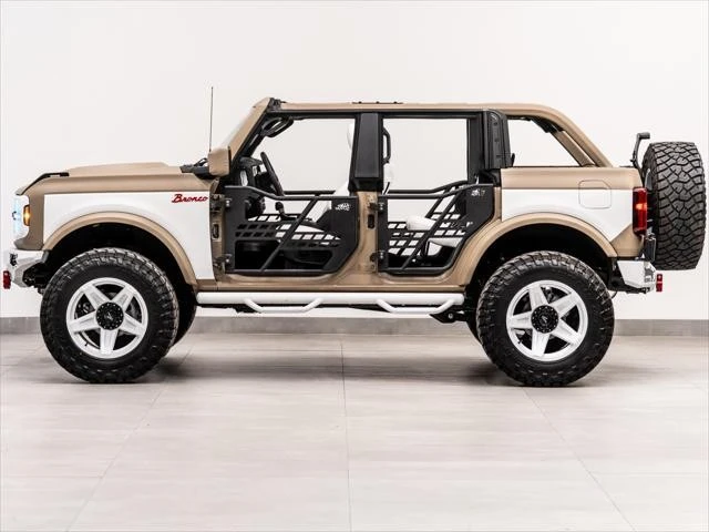 2026 Ford Bronco 6th Gen - Image 16 of 31