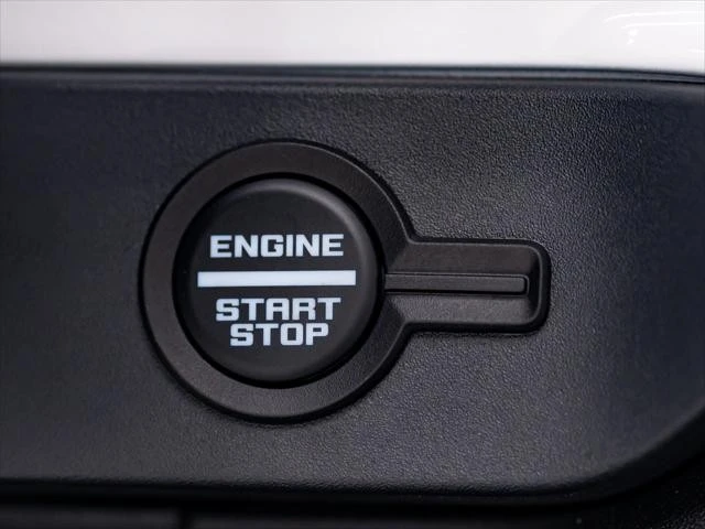 2026 Ford Bronco 6th Gen - Image 26 of 31