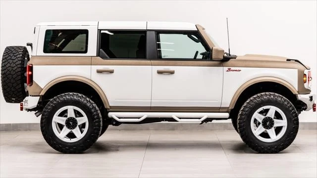 2026 Ford Bronco 6th Gen - Image 8 of 31