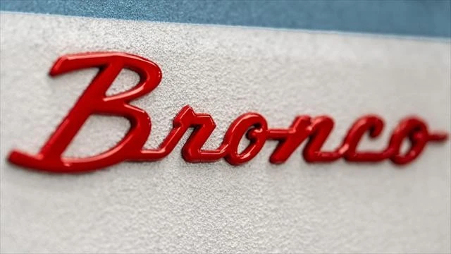 2026 Ford Bronco 6th Gen - Image 13 of 21