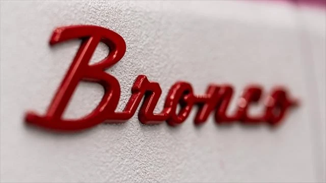 2026 Ford Bronco 6th Gen - Image 16 of 31