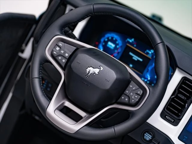 2026 Ford Bronco 6th Gen - Image 22 of 31