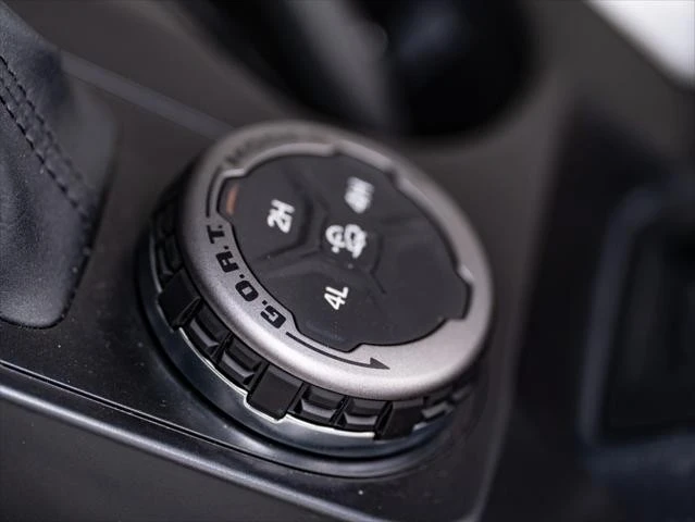 2026 Ford Bronco 6th Gen - Image 23 of 31