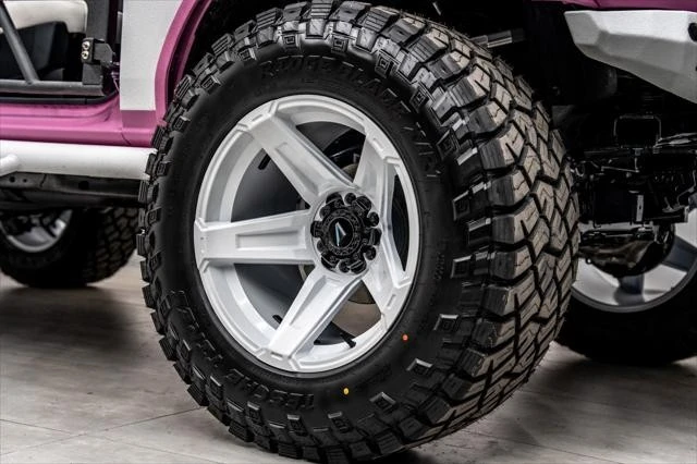 2026 Ford Bronco 6th Gen - Image 16 of 21