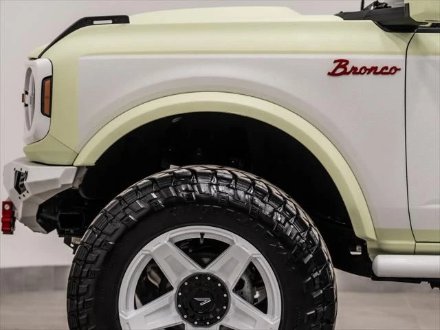2026 Ford Bronco 6th Gen - Image 14 of 31