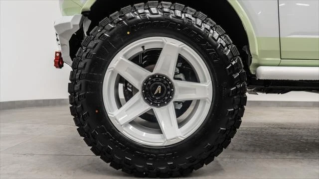 2026 Ford Bronco 6th Gen - Image 17 of 31