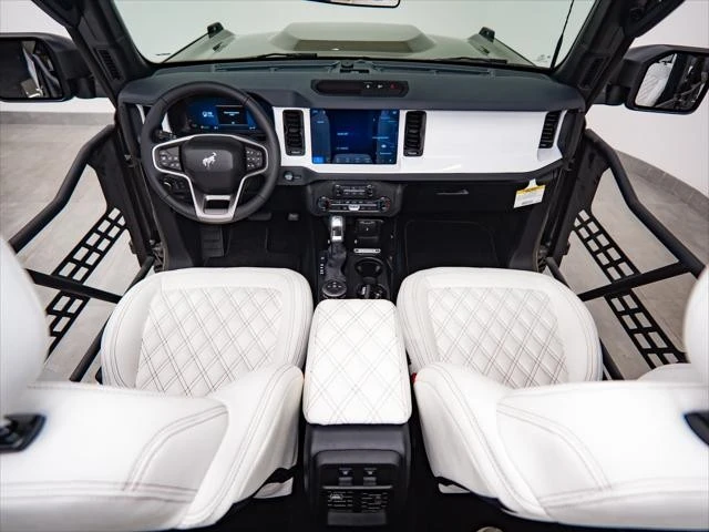 2026 Ford Bronco 6th Gen - Image 4 of 31