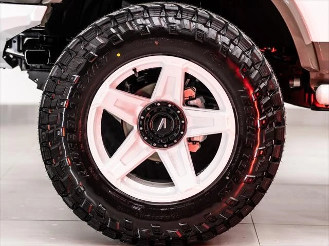 2026 Ford Bronco 6th Gen - Image 21 of 31
