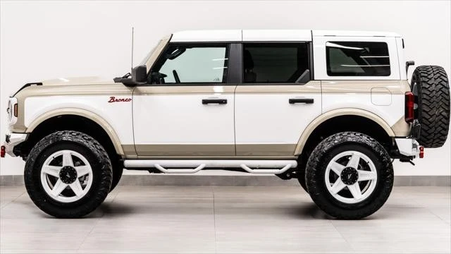 2026 Ford Bronco 6th Gen - Image 16 of 31