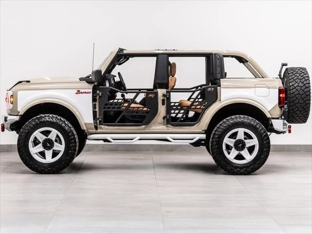 2026 Ford Bronco 6th Gen - Image 15 of 31