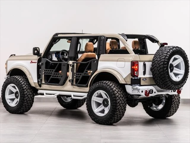 2026 Ford Bronco 6th Gen - Image 14 of 31