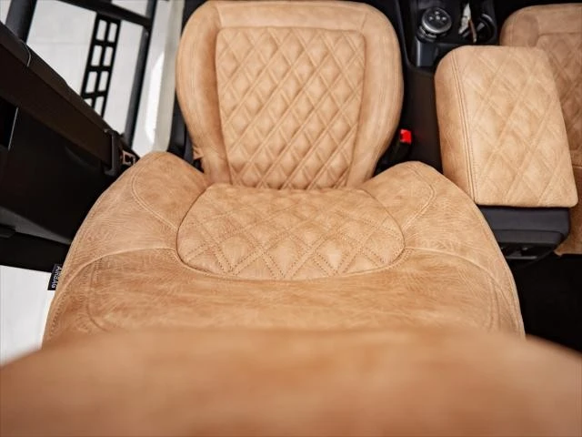2026 Ford Bronco 6th Gen - Image 23 of 31