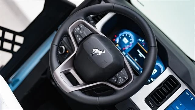 2026 Ford Bronco 6th Gen - Image 17 of 21