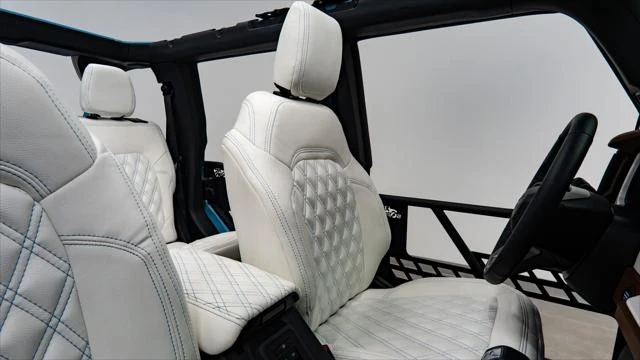 2026 Ford Bronco 6th Gen - Image 2 of 21