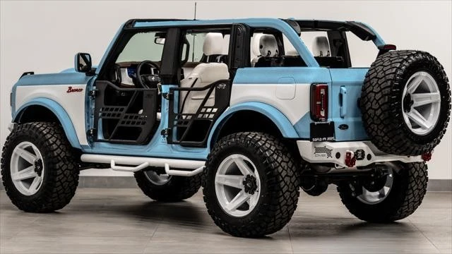 2026 Ford Bronco 6th Gen - Image 29 of 31