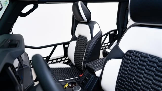 2026 Ford Bronco 6th Gen - Image 18 of 21