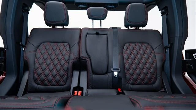 2026 Ford Bronco 6th Gen - Image 23 of 31