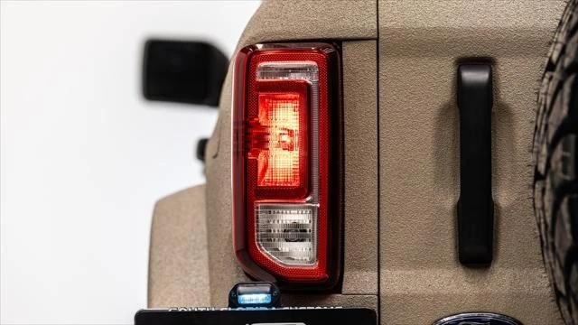 2026 Ford Bronco 6th Gen - Image 12 of 31