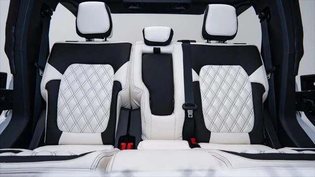 2026 Ford Bronco 6th Gen - Image 19 of 21