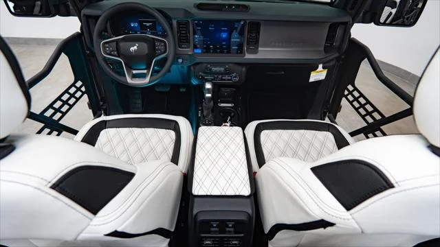 2026 Ford Bronco 6th Gen - Image 2 of 31