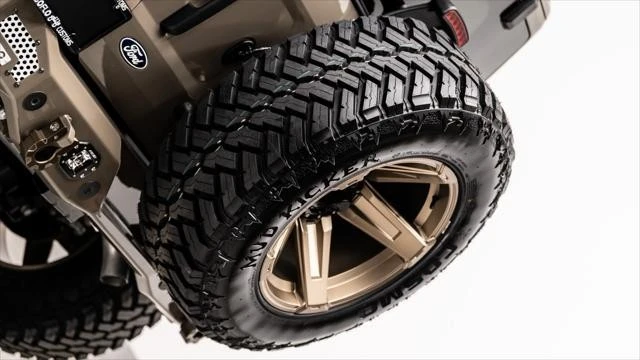 2026 Ford Bronco 6th Gen - Image 10 of 31