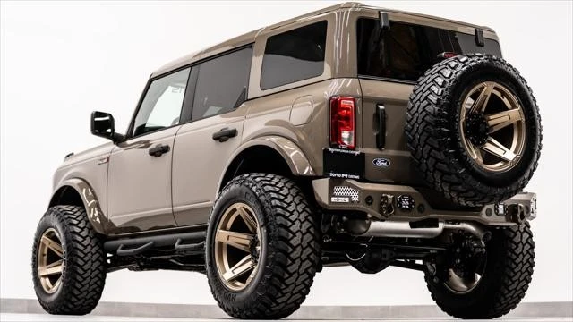 2026 Ford Bronco 6th Gen - Image 15 of 31