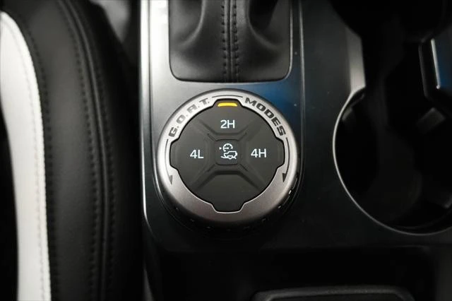 2026 Ford Bronco 6th Gen - Image 27 of 31