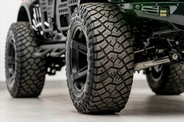 2026 Ford Bronco 6th Gen - Image 14 of 31