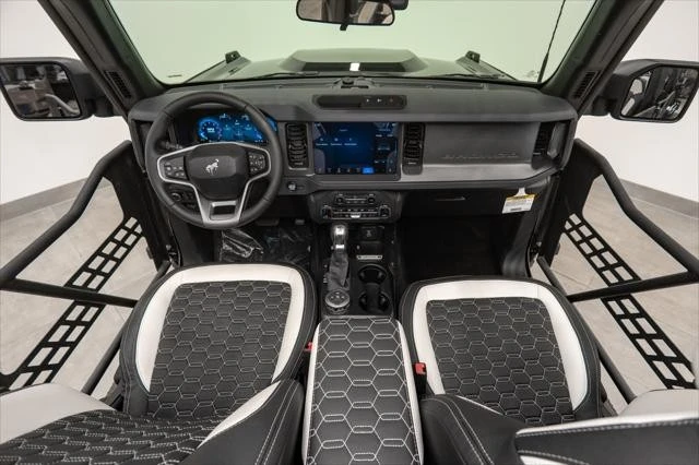 2026 Ford Bronco 6th Gen - Image 5 of 31