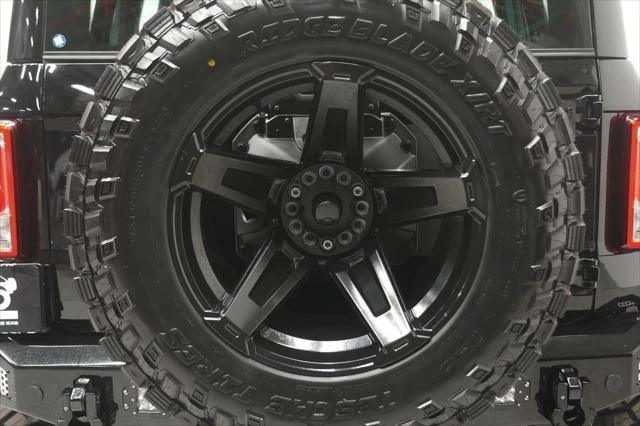 2026 Ford Bronco 6th Gen - Image 24 of 31