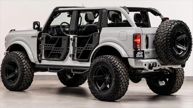 2026 Ford Bronco 6th Gen - Image 15 of 31