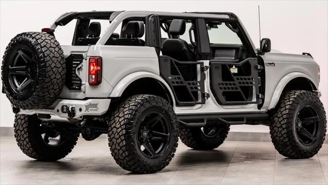 2026 Ford Bronco 6th Gen - Image 14 of 31