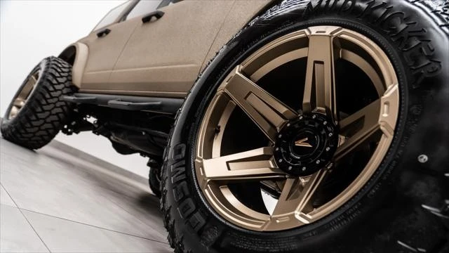 2026 Ford Bronco 6th Gen - Image 9 of 31