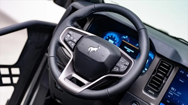2026 Ford Bronco 6th Gen - Image 22 of 31