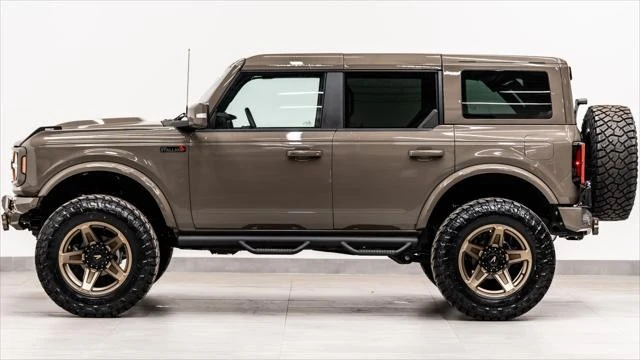 2026 Ford Bronco 6th Gen - Image 14 of 31