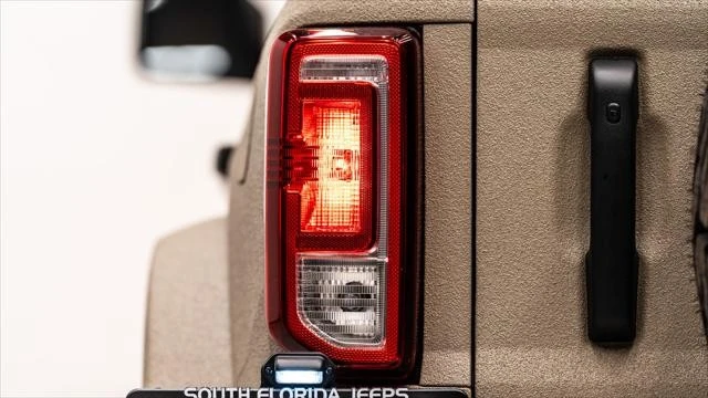 2026 Ford Bronco 6th Gen - Image 10 of 31