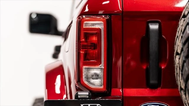 2026 Ford Bronco 6th Gen - Image 11 of 31