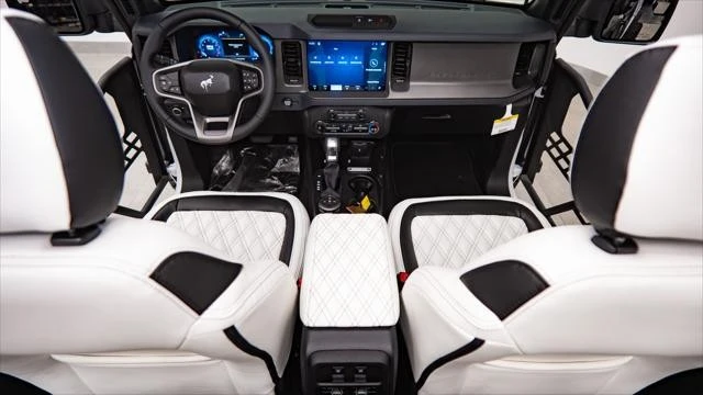 2026 Ford Bronco 6th Gen - Image 2 of 31