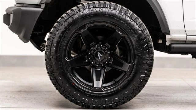 2026 Ford Bronco 6th Gen - Image 15 of 31